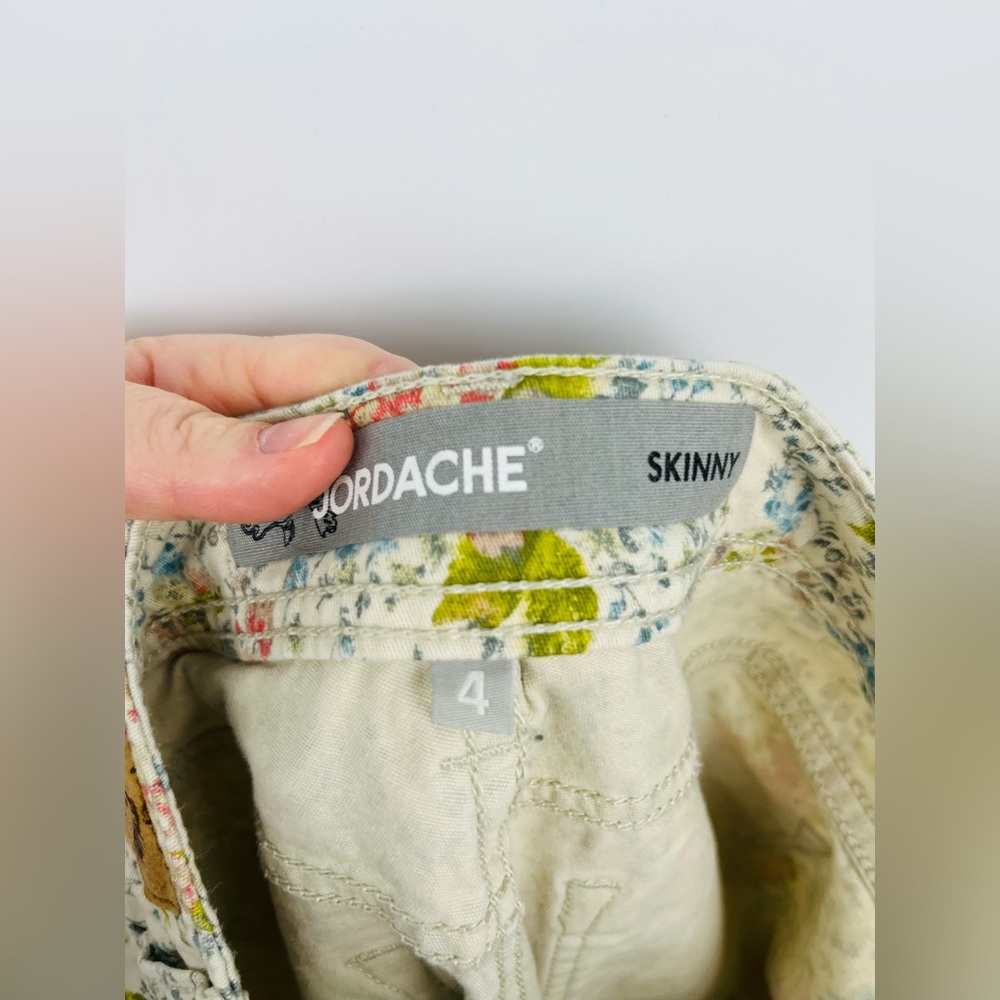 Jordache Floral Print Skinny Jeans Size 4 - Picture 4 of 6